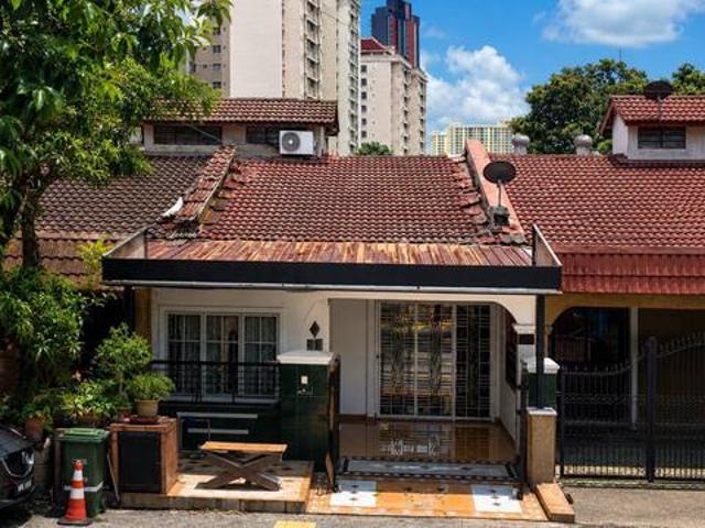 Terraced House for sale in Country Heights Damansara, Kuala Lumpur