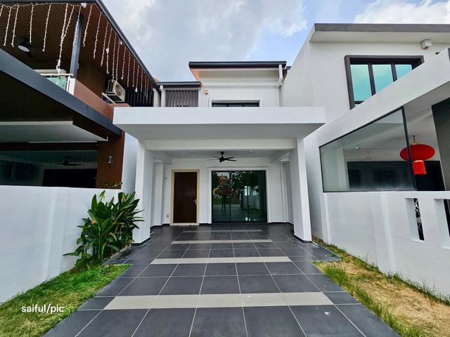 Terraced House for sale in Alam Impian, Selangor