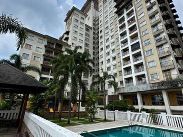 Serviced Residence for sale in Petaling Jaya, Petaling