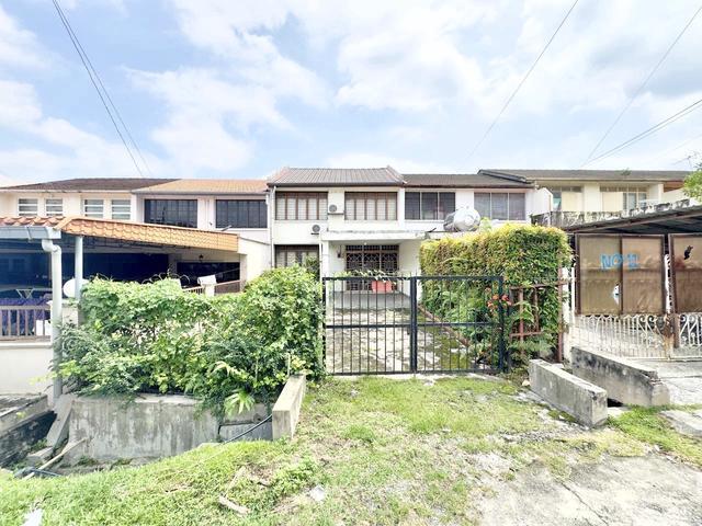 Terraced House for sale in Langat, Selangor