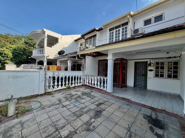 Terraced House for sale in Country Heights Damansara, Kuala Lumpur