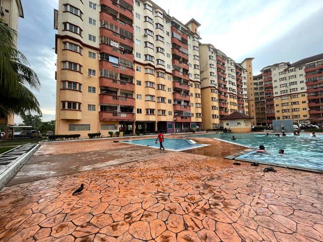 Apartment for sale in Port Klang, Selangor