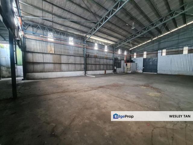 Warehouse for sale in Malaka