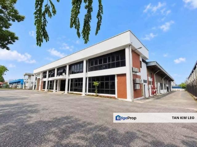 Warehouse for rent in Petaling, Alam Impian