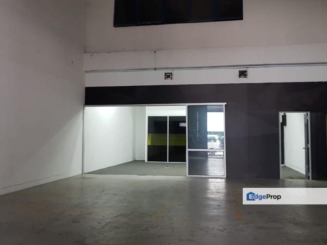 Warehouse for rent in Petaling, Alam Impian