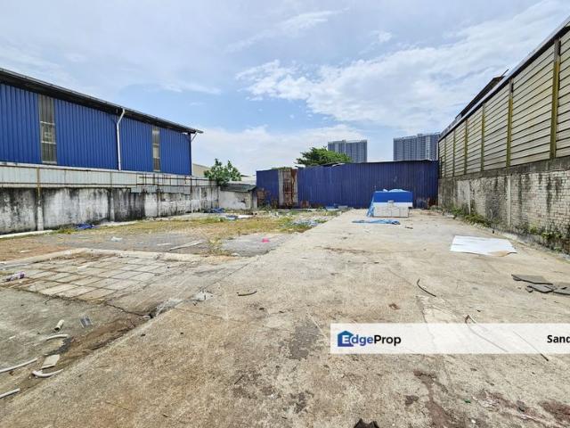 Warehouse for rent in Country Heights Damansara, Kuala Lumpur