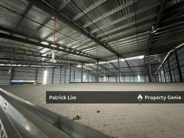 Warehouse for rent in Malaka