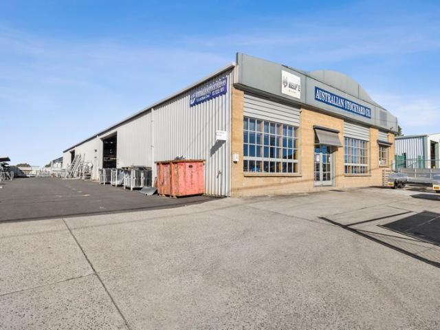 Warehouse for rent in Ballarat, Victoria