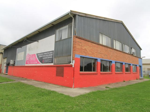 Warehouse for rent in Bairnsdale, Victoria