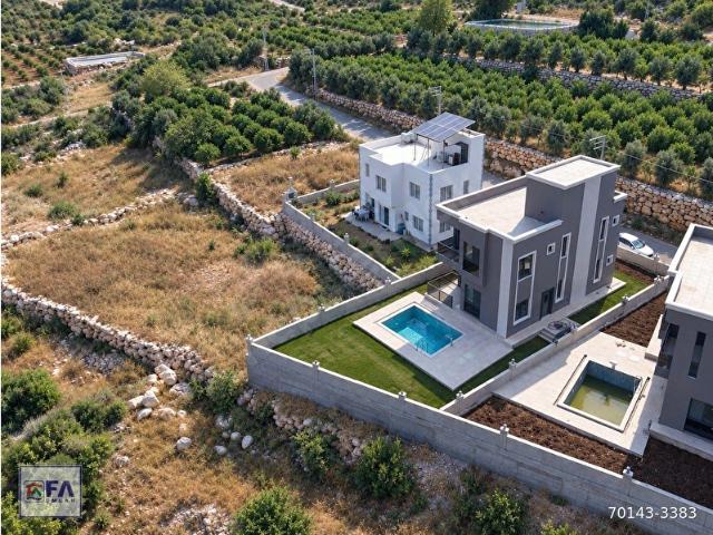 Erdemli içerisinde satılık Villa