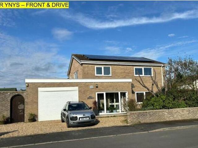 House for sale in Tywyn, Wales