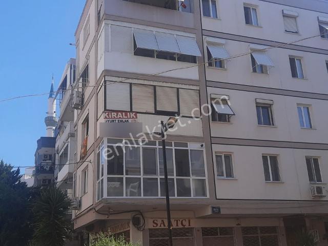 Karabağlar, İzmir içerisinde kiralık mülk