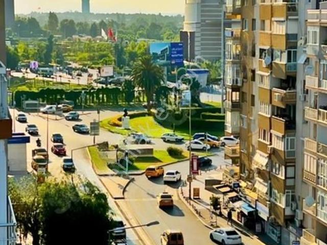 Karabağlar, İzmir içerisinde satılık mülk