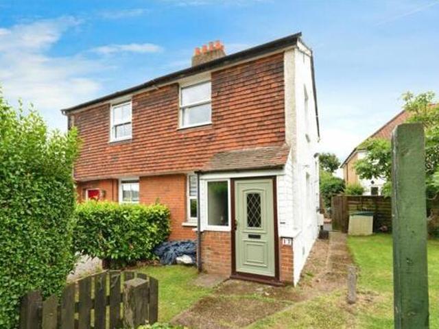House for sale in Chessington