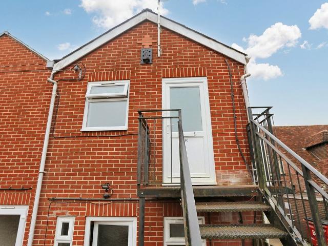 Apartment for rent in Fair Oak and Horton Heath, Helford