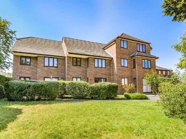 Apartment for rent in Fair Oak and Horton Heath, Helford