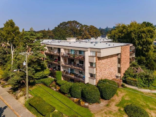 Apartment for rent in Saanich, British Columbia