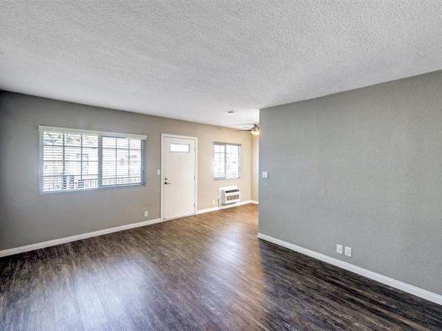Apartment for rent in La Habra, California
