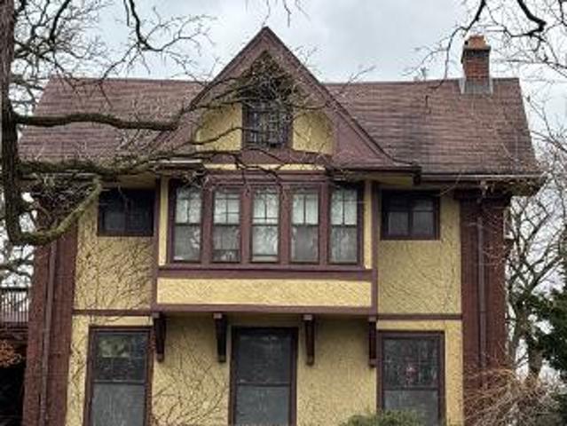 House for sale in Oak Park, Illinois