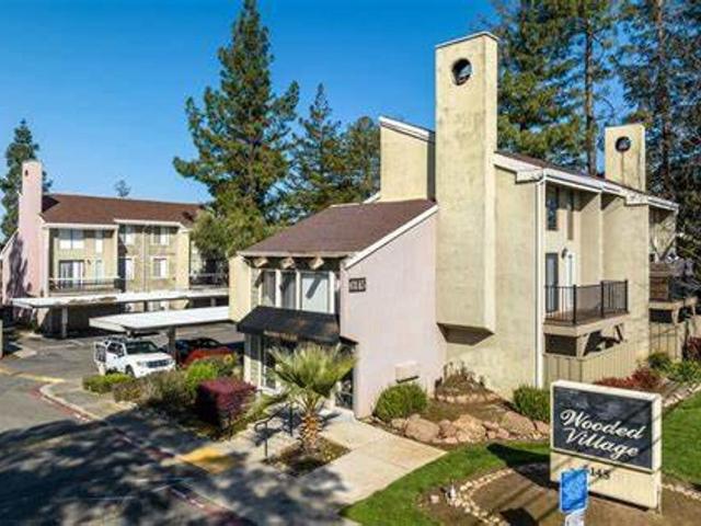 Apartment for rent in California
