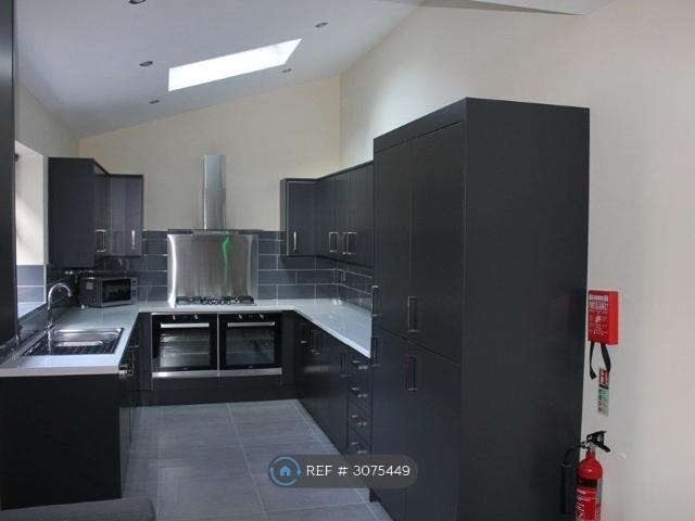 Room for rent in Moss Side, Manchester