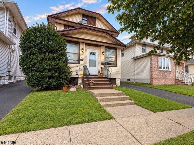 House for sale in Hillside, New Jersey