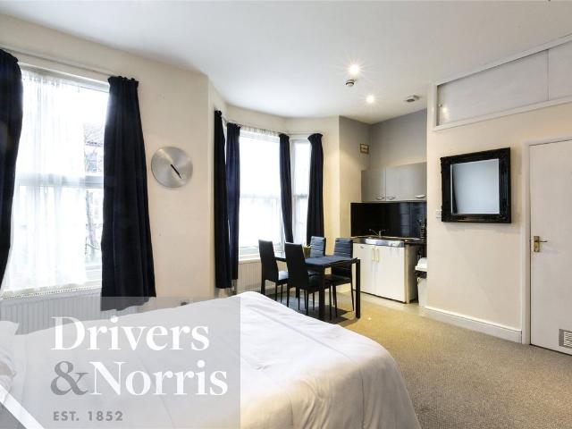Studio for rent in Archway, Greater London