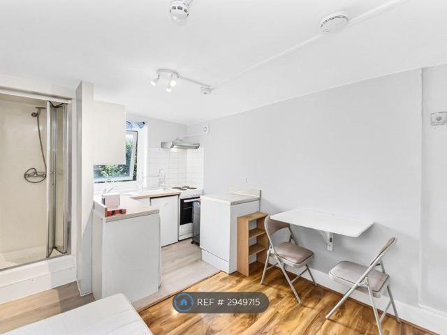Studio for rent in Archway, Greater London