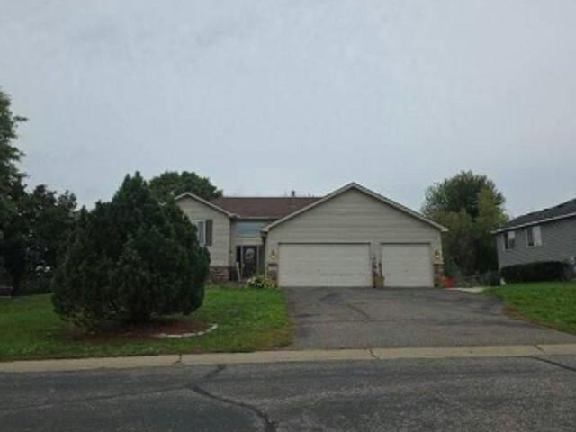 House for sale in Kenridge, Lakeville