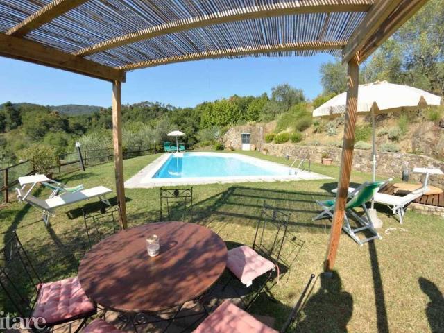House for sale in Halton