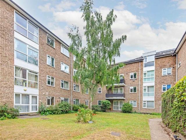 House for rent in Hampton Wick, Greater London