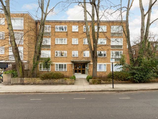 Apartment for rent in Swiss Cottage, Greater London