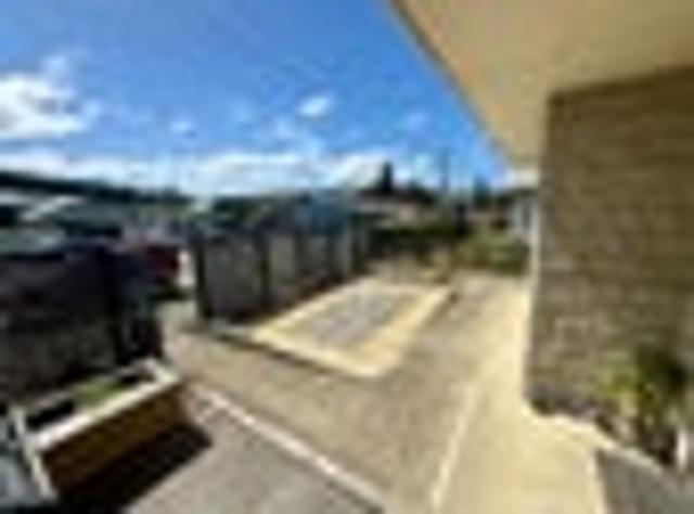 Townhouse for rent in Otakou