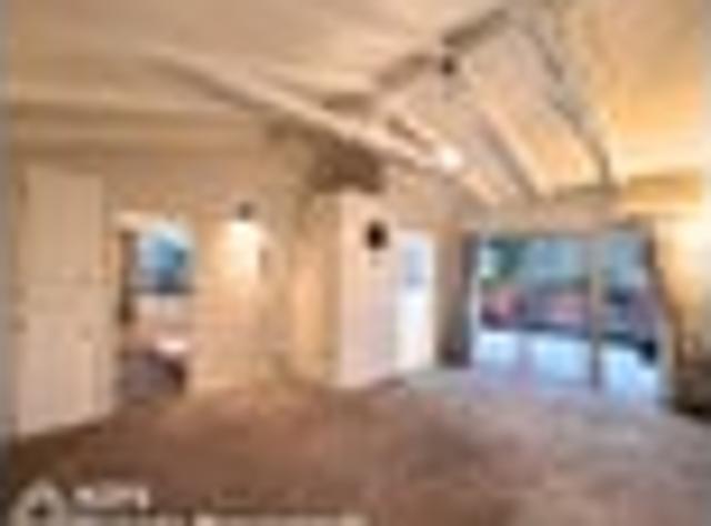 Townhouse for rent in Otakou