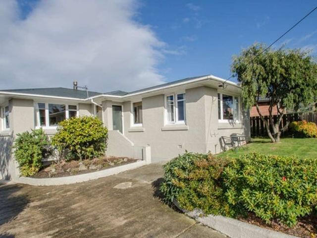 House for rent in Otakou