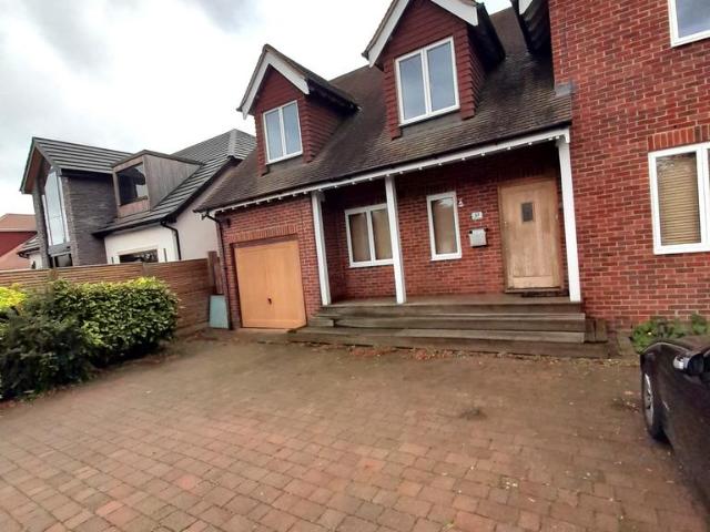 House for rent in Wraysbury