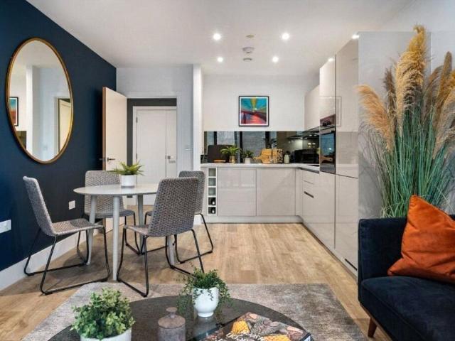 Apartment for rent in Birch Green, Lower Halliford