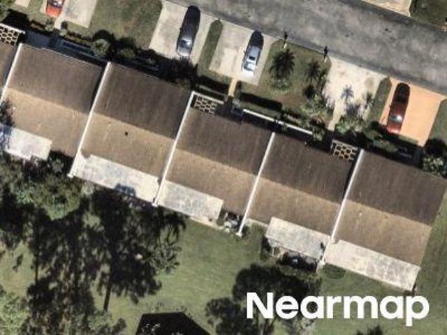 Townhouse for sale in Lake Worth