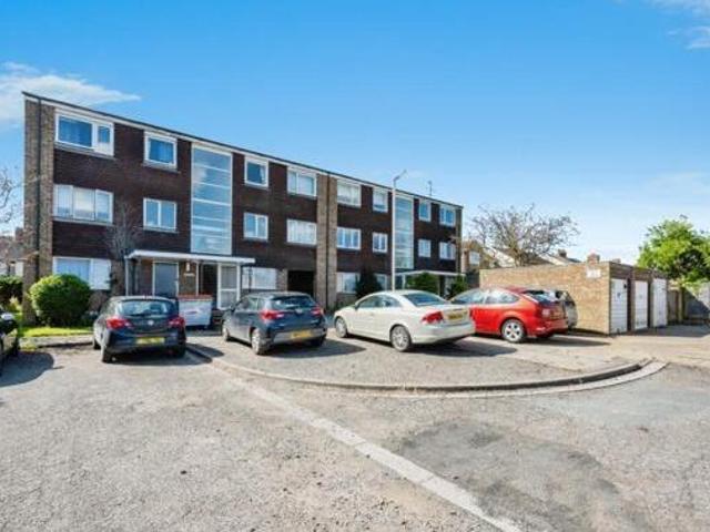 House for sale in Dunstable, Bedfordshire