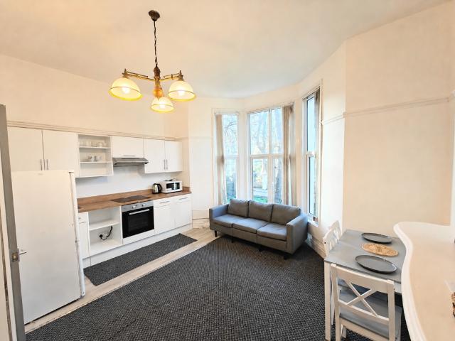 House for rent in Fairfield, Calderstones