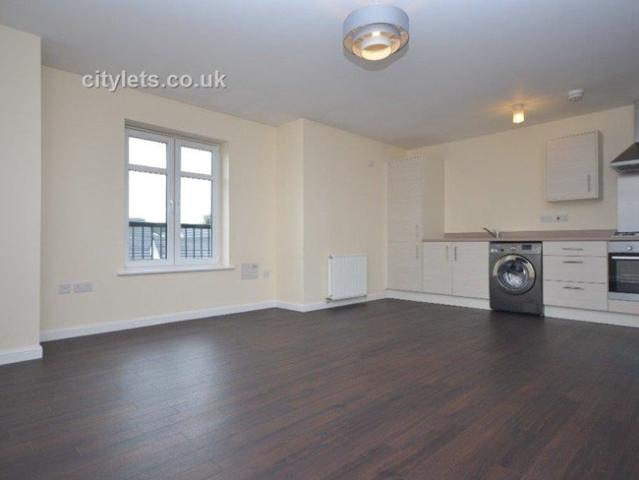 Flat for rent in Buckstone, Fairmilehead