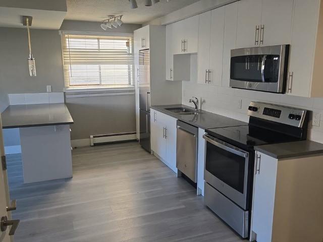 Apartment for rent in Wedgewood, Alberta