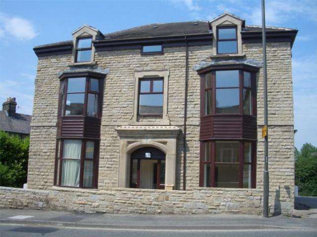 Apartment for rent in Charlesworth, East Midlands