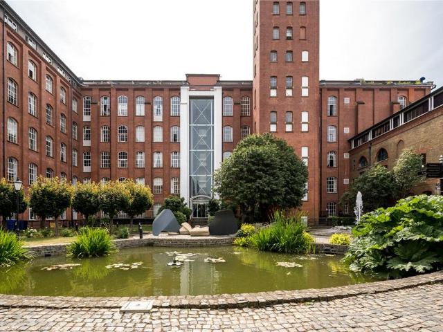Apartment for rent in Old Ford, Bow