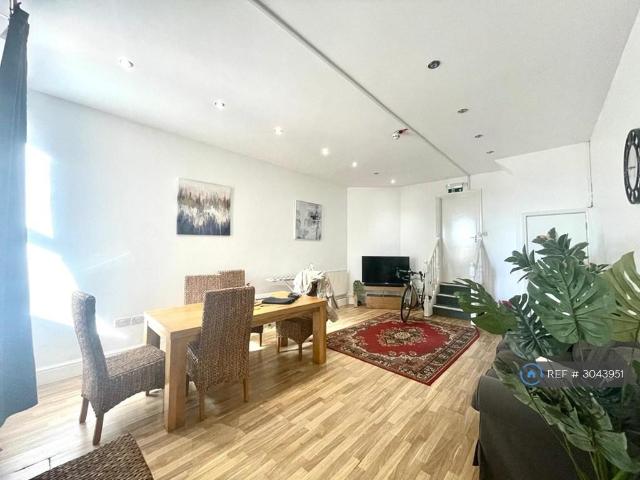 House for rent in Feckenham, City Of Bristol