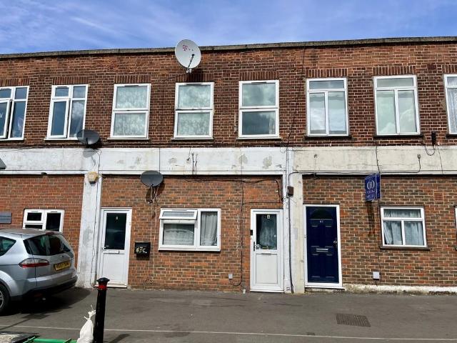 Apartment for rent in Yiewsley, Greater London