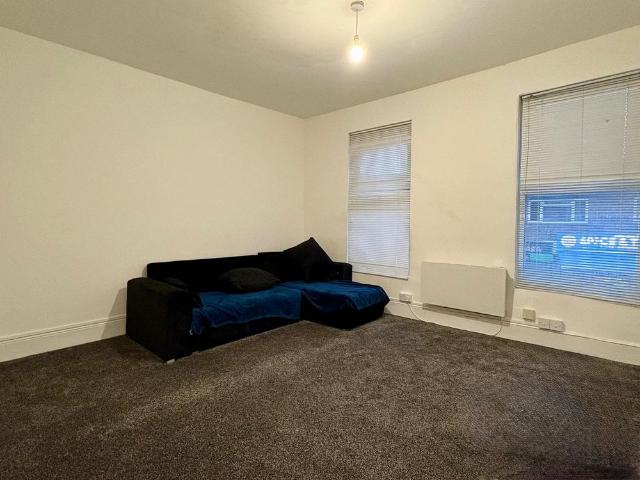 House for rent in Yiewsley, Greater London