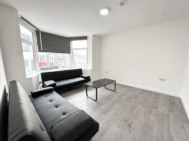 House for rent in Kingsbury, Greater London