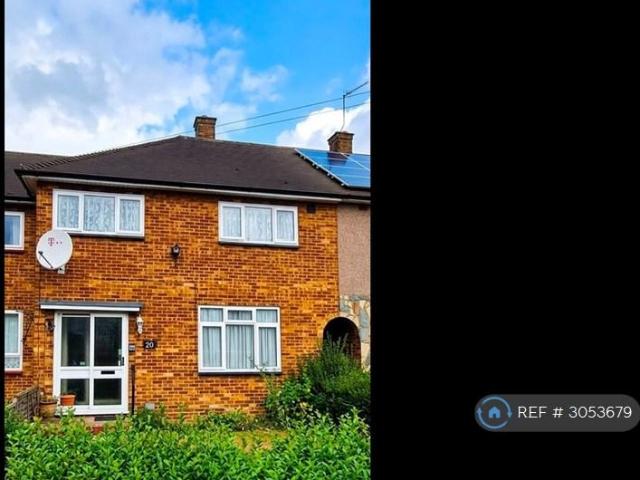 House for rent in London Borough of Havering, Greater London