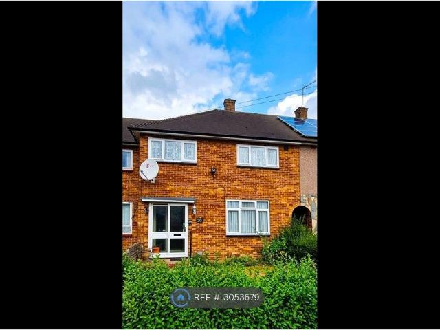 House for rent in London Borough of Havering, Greater London